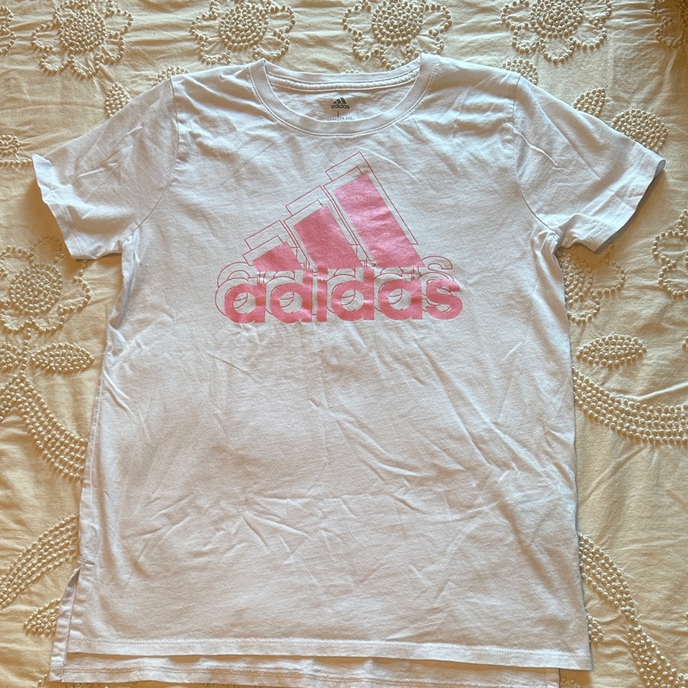 🌷🌷🌷3/$15 Spring Sale.Adidas Kids White Tee with Pink Logo